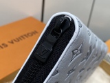 L*ouis V*uitton Top Wallets 10*20*2CM