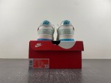 Preps This Dunk Low LX FZ5065-111