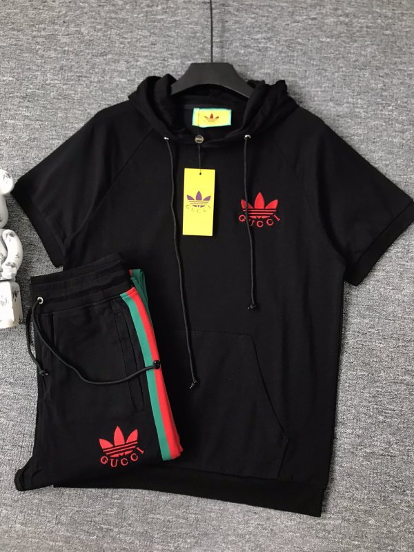 G*ucci Top Quality Suit