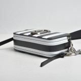 M*ARC J*ACOBS Top Bag 18*11*6CM