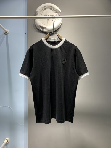 P*rada Top Quality Clothes