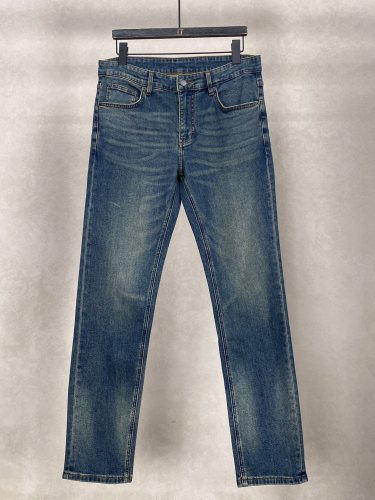 P*rada Top Quality Clothes