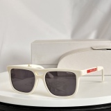 P*rada Glasses Top Quality