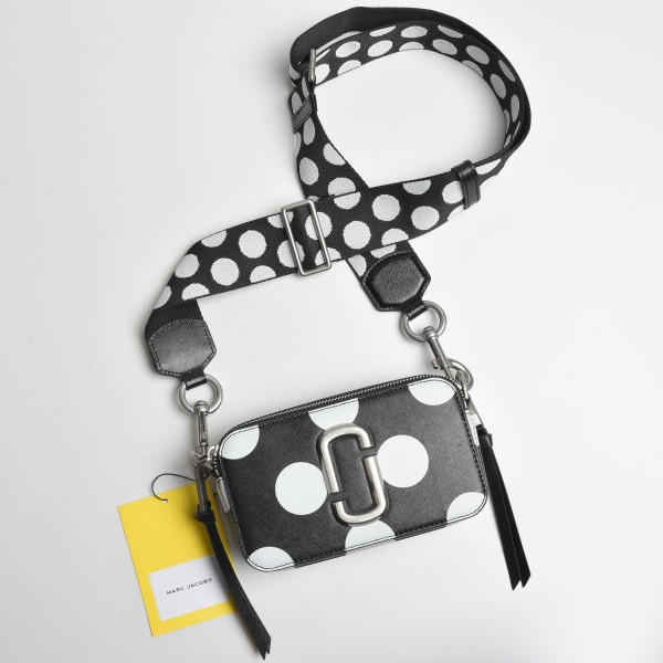 M*ARC J*ACOBS Top Bag 18*11*6CM