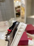 Men Women 𝑉*𝐴𝐿𝐸𝑁𝑇𝐼𝑁𝑂 Top Sneakers