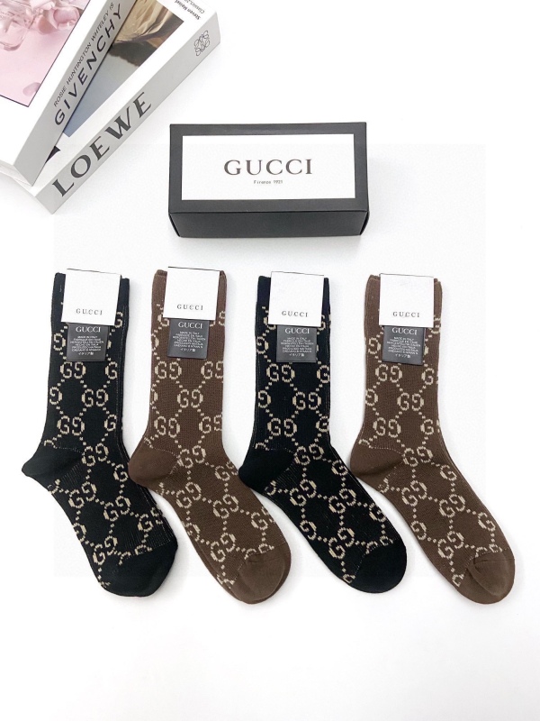 Socks 4pairs