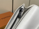 L*ouis V*uitton Top Wallets 10*19*2CM