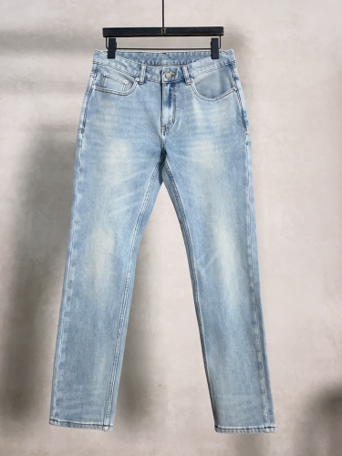 P*rada Top Quality Clothes