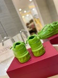 Men Women 𝑉*𝐴𝐿𝐸𝑁𝑇𝐼𝑁𝑂 Top Sneakers