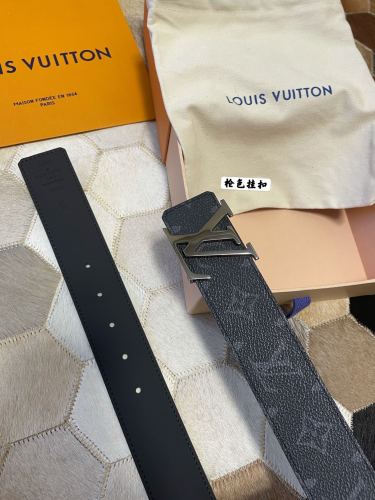 L*ouis V*uitton Belts Top Quality 40MM