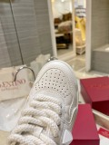 Men Women 𝑉*𝐴𝐿𝐸𝑁𝑇𝐼𝑁𝑂 Top Sneakers
