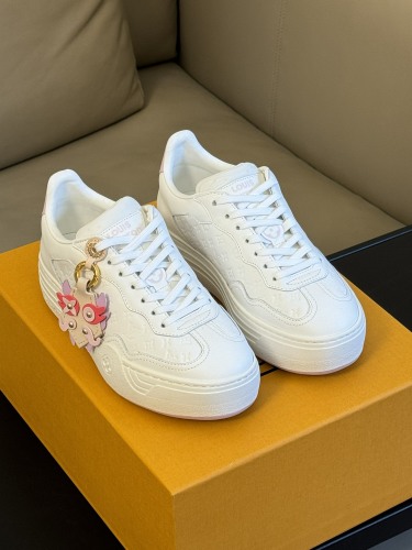 Women L*ouis V*uitton Top Sneakers