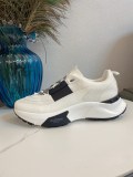 Men Women 𝑉*𝐴𝐿𝐸𝑁𝑇𝐼𝑁𝑂 Top Sneakers