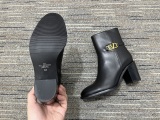 Women 𝑉*𝐴𝐿𝐸𝑁𝑇𝐼𝑁𝑂 Top Sneakers