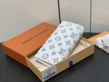 L*ouis V*uitton Top Wallets 10*19*2CM