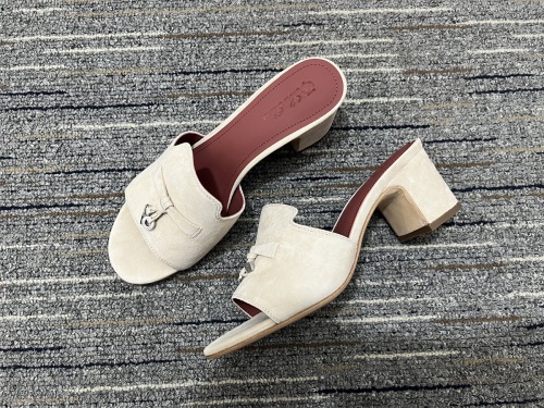 Women L*oro P*iana Top Sandals