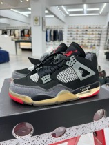 OFF-WHITE x Air Jordan 4 “Bred” CV9388-001