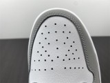Air Jordan 1 LOW DC0774-105