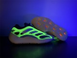 Y*eezy Boost 700 V3 Fade ID1674