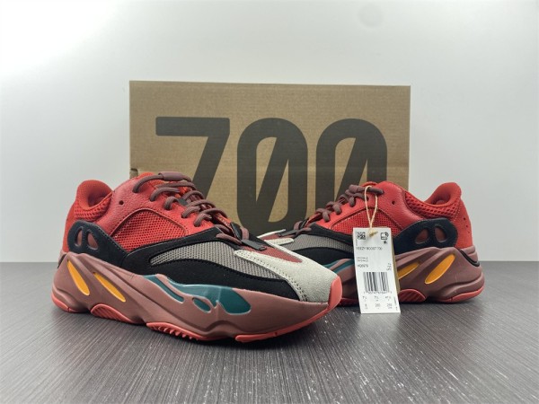 Y*eezy 700 Boost Hi-Res Red HQ6979