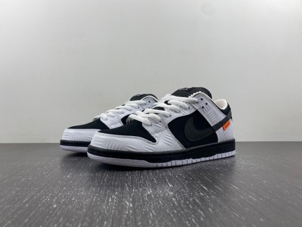 TIGHTBOOTH x N*ike SB Dunk Low FD2629-100
