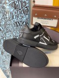 Men Women 𝑉*𝐴𝐿𝐸𝑁𝑇𝐼𝑁𝑂 Top Sneakers