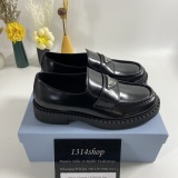 Men and Women P*rada Top Loafer