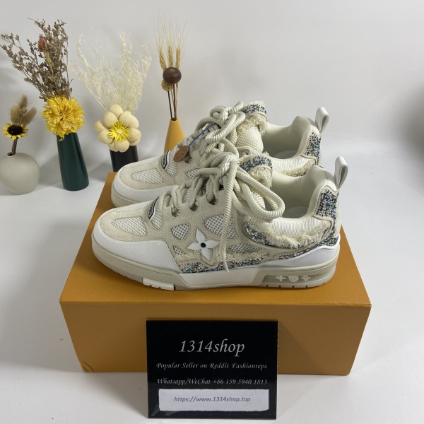 Men L*ouis V*uitton Top Sneakers