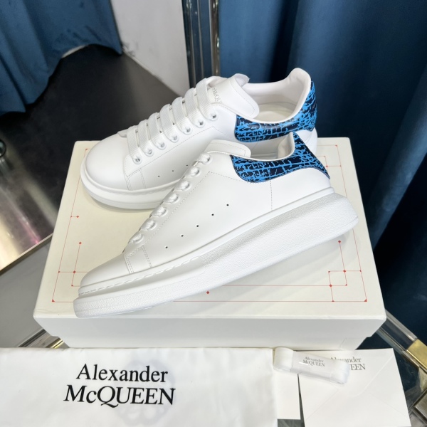 A*exander M*queen Sneaker