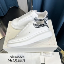 A*exander M*queen Sneaker