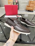 Men 𝑉*𝐴𝐿𝐸𝑁𝑇𝐼𝑁𝑂 Top Sneakers