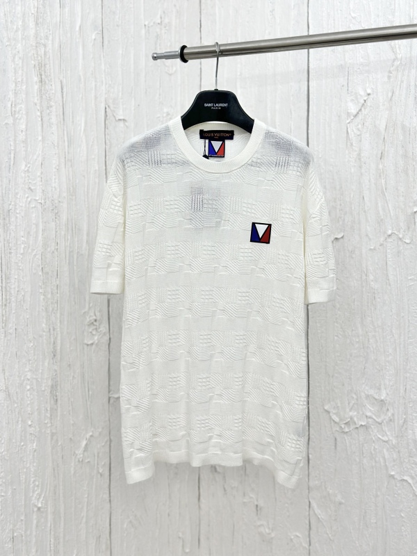 A*mi Top Quality Clothes