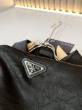 P*rada Top Quality Clothes