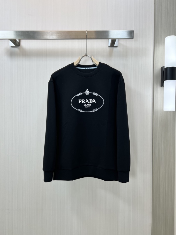 P*rada Top Quality Clothes