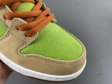 N*ike SB Dunk Low FQ7585-200