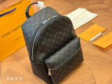 L*ouis V*uitton backpack