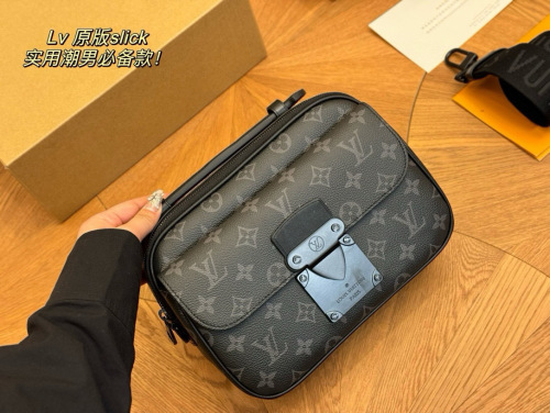 L*ouis V*uitton Top bag