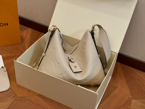 L*ouis V*uitton Top bag