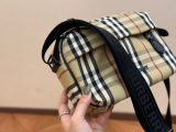 B*urberry Bag Top Quality 21*17CM