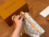 L*ouis V*uitton Top Bag 33*23cm
