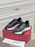 Men 𝑉*𝐴𝐿𝐸𝑁𝑇𝐼𝑁𝑂 Top Sneakers