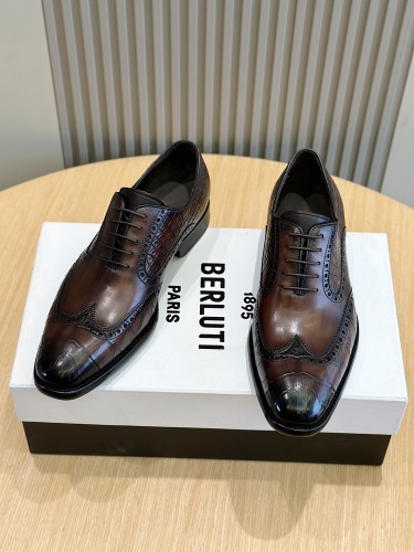 Men B*erluti Top Loafer