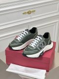 Men 𝑉*𝐴𝐿𝐸𝑁𝑇𝐼𝑁𝑂 Top Sneakers