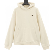 P*rada Top Quality Clothes
