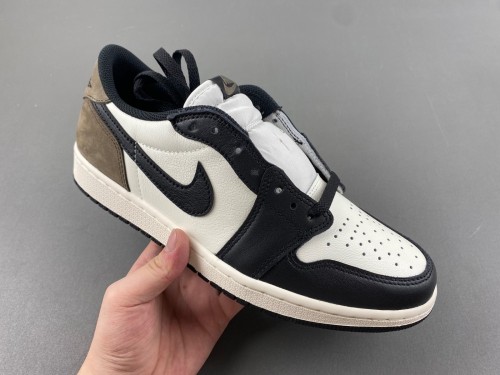 Air Jordan 1 Low CZ0790-102