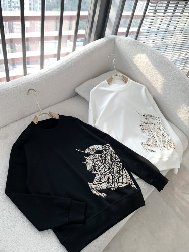 B*urberry Top Quality Clothes