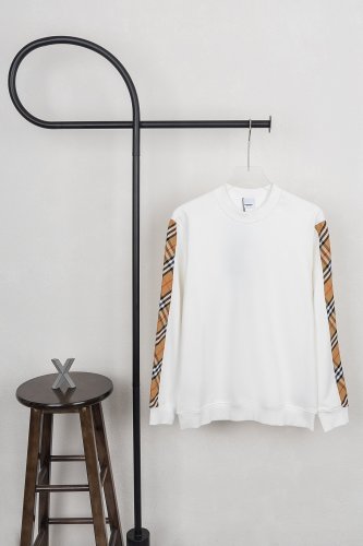 B*urberry Top Quality Clothes
