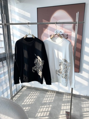 B*urberry Top Quality Clothes
