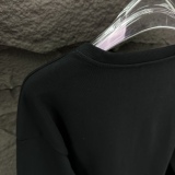 P*rada Top Quality Clothes