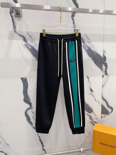 P*rada Top Quality Clothes